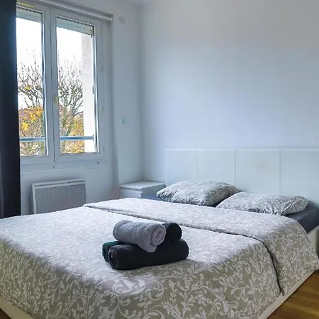 Le Nid Dore Apartment
